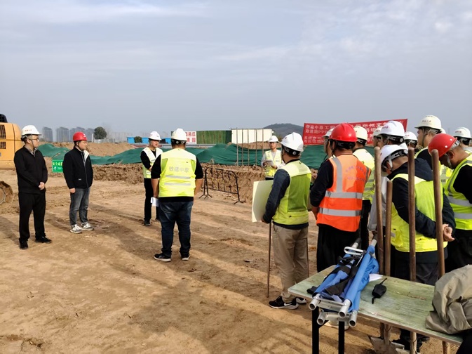 e6fda6f376be35e7accfdd86980e4f86-1.jpg e6fda6f376be35e7accfdd86980e4f86-1.jpg